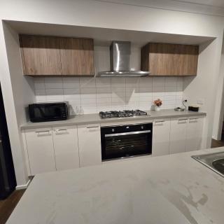 Premium 4BR Home Near Nature & Shops - 1