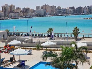 Long Island Resort - K25- Family only - 2