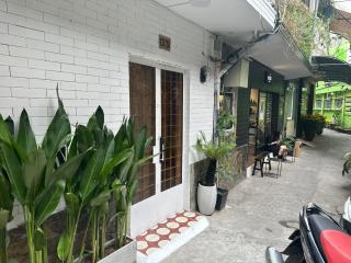 Tommy Home in Central City 137 - 2