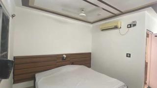 Hotel O Galaxy Inn - 9