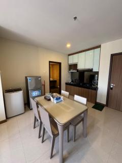 Aston Apartment 16-07 - 5