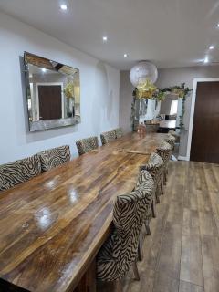 Contractor Bookers Liverpool City Centre - 9