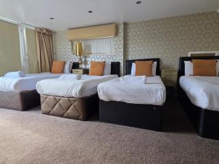 Contractor Bookers Liverpool City Centre - 7