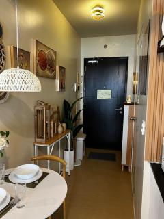 Avida Towers Abreeza-Midcentury Modern Studio - 2