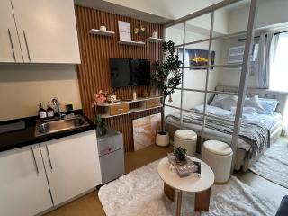 Avida Towers Abreeza-Midcentury Modern Studio - 4