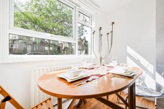 Riverside 1 bed Flat in the Heart of Kingston - 2