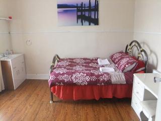 Heavenly Nights Guest House - 8