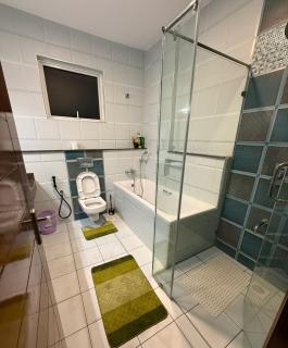 3BR Seaview Nyali Apartment with Pool & Gym - 4