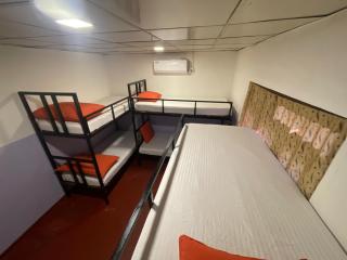 Kuma Surf Camp Hostel - 4