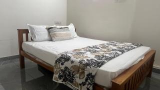 Johnnys Destination - 7