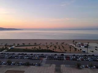 Empuriabrava apartment, sea view - 1