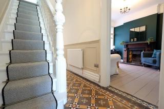 Large & Chic 4BR, 2Bath House-Parking-Sleeps 9 - 7