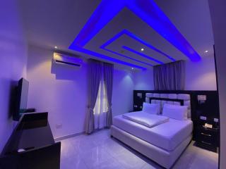 Vivee Aura Service Apartment - Lagos - 8