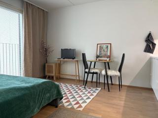 City apartment nearby Airport 2 - 8