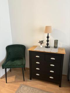 City apartment nearby Airport 2 - 3