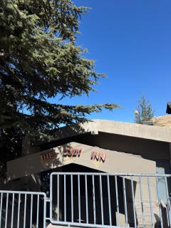 The Cozy Inn - Sapphire - 3