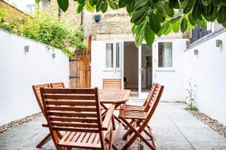 Elegant 4Bed Townhouse Central London Private Courtyard LMS-23-4R-Loco - 0