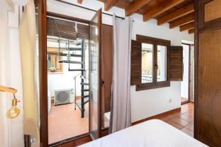 Atico con terracita y vistas Alhambra, centro - 4