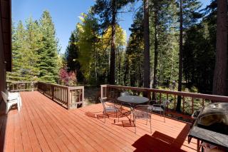 Spacious Riverfront home - 6