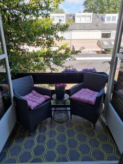 Prachtige, lichte condo met balkon - 3