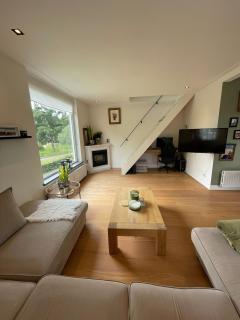 Prachtige, lichte condo met balkon - 1