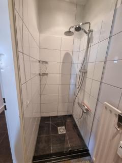 Prachtige, lichte condo met balkon - 4