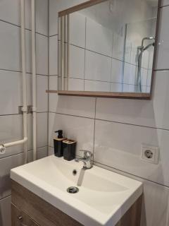 Prachtige, lichte condo met balkon - 3