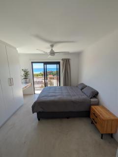 JBay Seaview House - 4