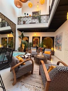 RIAD JULILU PRIVATISE - 3