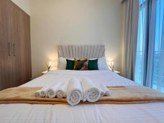 Kanisha Homes Azizi Riviera 48 by Vacay Xeal - 0