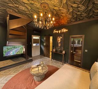 Wellness Tuin - Ultieme Partner Beleving - Privé Wellness Vakantiehuis met Privé Jacuzzi in Privé tuin, Privé Indoor Sauna en Privé Indoor Stoomcabine in Koloniale Stijl - Gratis Fles Prosecco & Leuke Partner Connect Box ! - 2