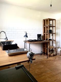 Uriges Apartment 60qm in einem alten Häuschen am Waldrand - 10km bis Würzburg - 8