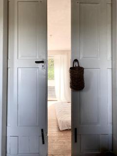 Uriges Apartment 60qm in einem alten Häuschen am Waldrand - 10km bis Würzburg - 6