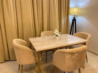 Modern Family Villa 5 Marla Ready-to-Move Bahria Lahore - 1