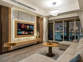 New Renovate Huge Flat w Canal & Burj Khalifa view - 6