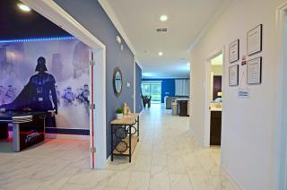 4213 - Lakeside Retreat - 8