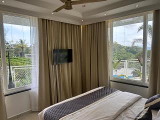 Munnar Peak Paradise - 1