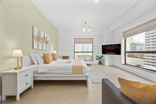 Prime Spacious 5Bedroom plus Maidroom on JBR Beach near Metro ,Walk to The Mall, Dining & Entertainment - By Sunkissed Holiday Homes - Dubai - 0