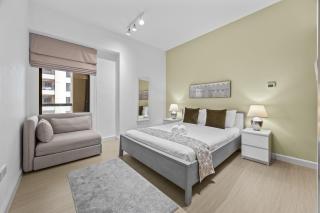 Prime Spacious 5Bedroom plus Maidroom on JBR Beach near Metro ,Walk to The Mall, Dining & Entertainment - By Sunkissed Holiday Homes - Dubai - 7