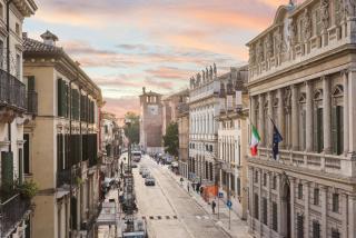 Flats4rent Verona Elegance Luxury Apartment - 2