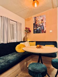 Cozy Mobile Home 'Tante Truus' met privé infrarood sauna - Recreatiepark 't Veluwshof - VELUWE - 6