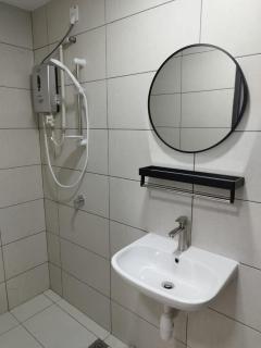 Studio Unit Marc Residence - 6