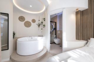 MALAGA BOUTIQUE V.V LUXURY JACUZZY - 5
