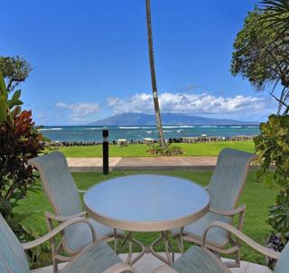 Kahana Reef 111 · KR 111 Renovated OceanFront Condo Romantic Get - 0