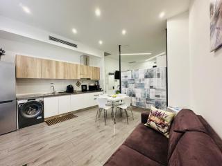 San Saba Street Apartment 48 - 4