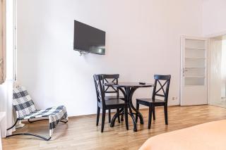 Modern & Elegant 2BR Apartment, Central Vienna - 1