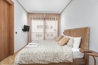 Modern & Calm Studio - 3