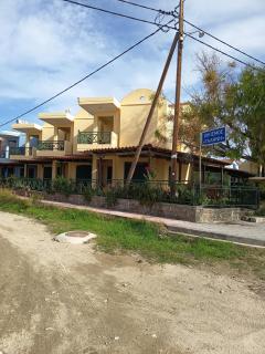 Stella's Beach House - 7