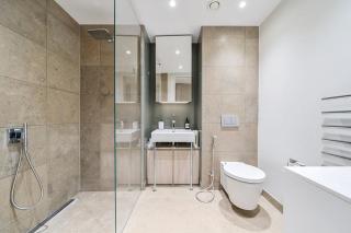 Soho Deluxe - 71 Broadwick St, Carnaby, London W1F 9QY - Egham - 8