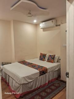 Hotel Shivas Inn - 8